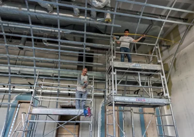 Photo 09 de l’installation d’une structure métallique cintrée de la chapelle d’un EHPAD parisien par BATIMATOS