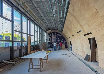 Photo 10 de l’installation d’une structure métallique cintrée de la chapelle d’un EHPAD parisien par BATIMATOS