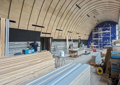 Photo 15 de l’installation d’une structure métallique cintrée de la chapelle d’un EHPAD parisien par BATIMATOS